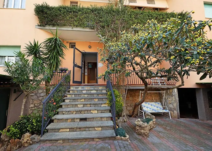 Numero 7 아파트 피에트라리구레